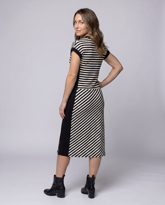 Product 15620227531082 - back_view