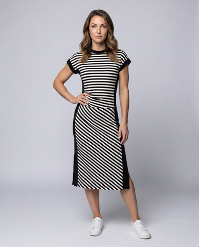 Damen gestreiftes Midi-Kleid mit Seitenschlitzen