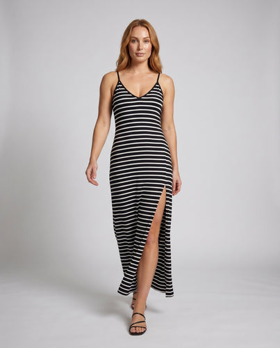 Damen Langarm Maxikleid mit asymmetrischem Saum und verführerischem Schlitz