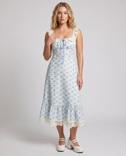 Damen romantisches Maxikleid mit verführerischen Rüschendetails und floralen Verzierungen