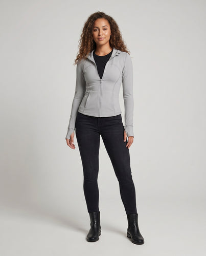 Damen Sportjacke mit Kapuze und feuchtigkeitstransportierendem Material