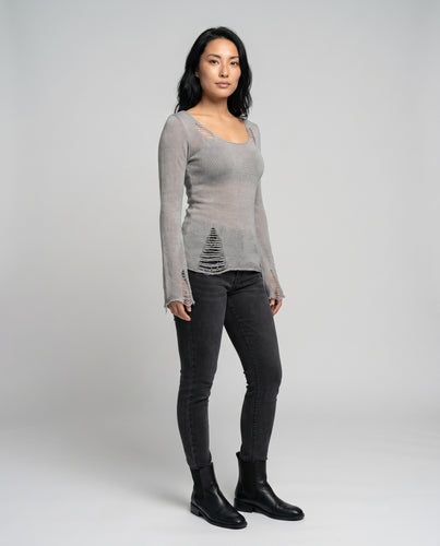 Damen Trendy Langarmshirt mit asymmetrischem Schnitt und raffinierten Rissdetails