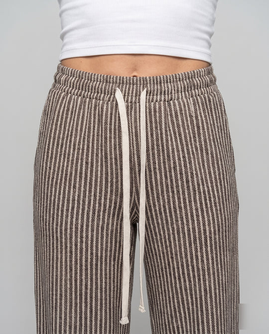 Product 15620256399690 - close_up_detail