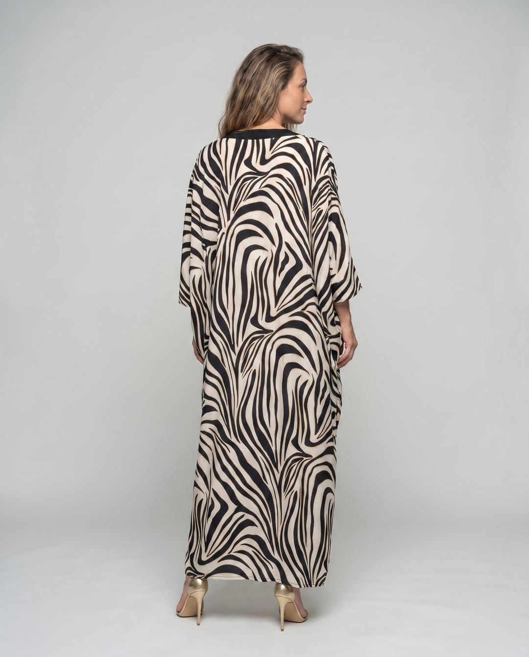 Product 15622841925962 - back_view
