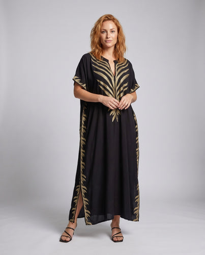 Damen Eleganter Kaftan mit kunstvollen Goldstickereien EB