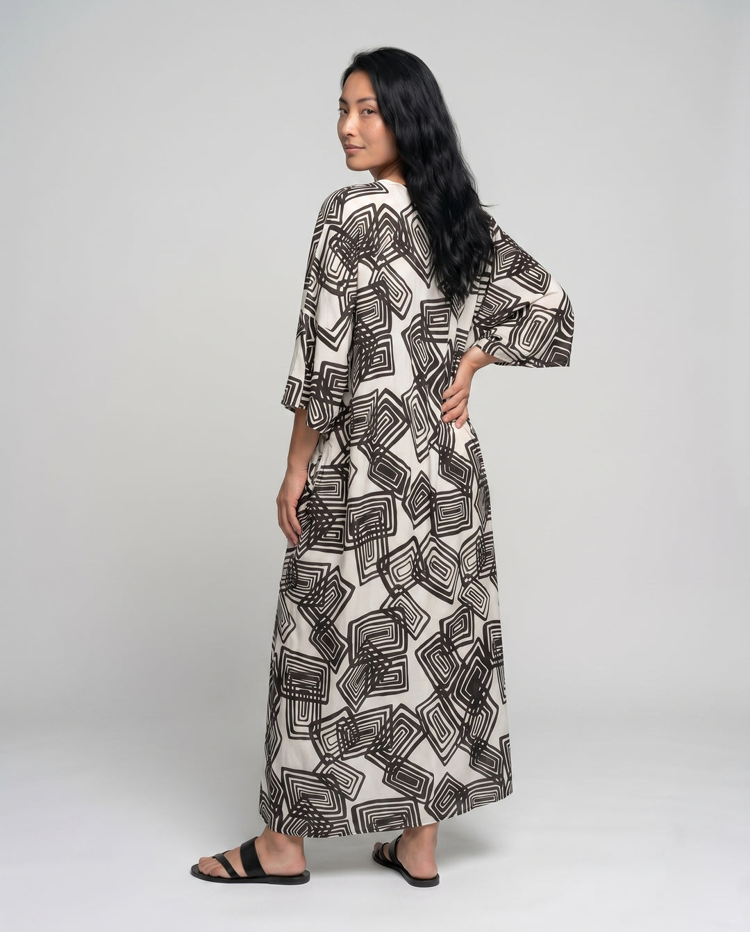 Product 15622848774474 - back_view