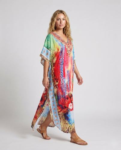 Damen farbenfrohes Strandmaxikleid mit floralen Akzenten EB