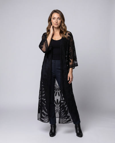 Damen Häkel-Strandkimono mit filigranen Besonderheiten EB