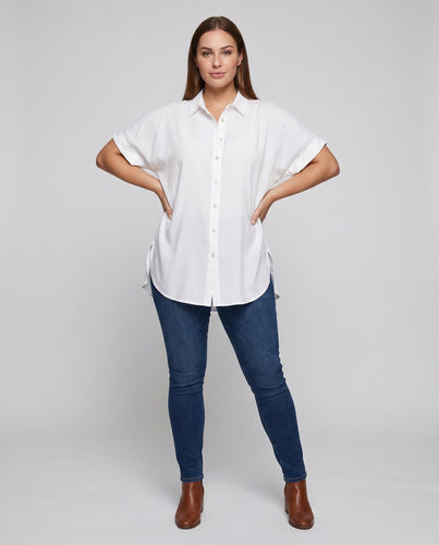 Damen lässige Strandbluse mit elegantem Schnitt und praktischen Knopfdetails EB