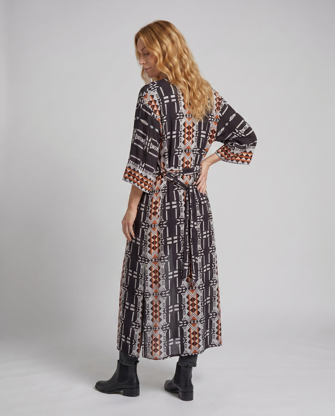 Product 15622881837386 - back_view