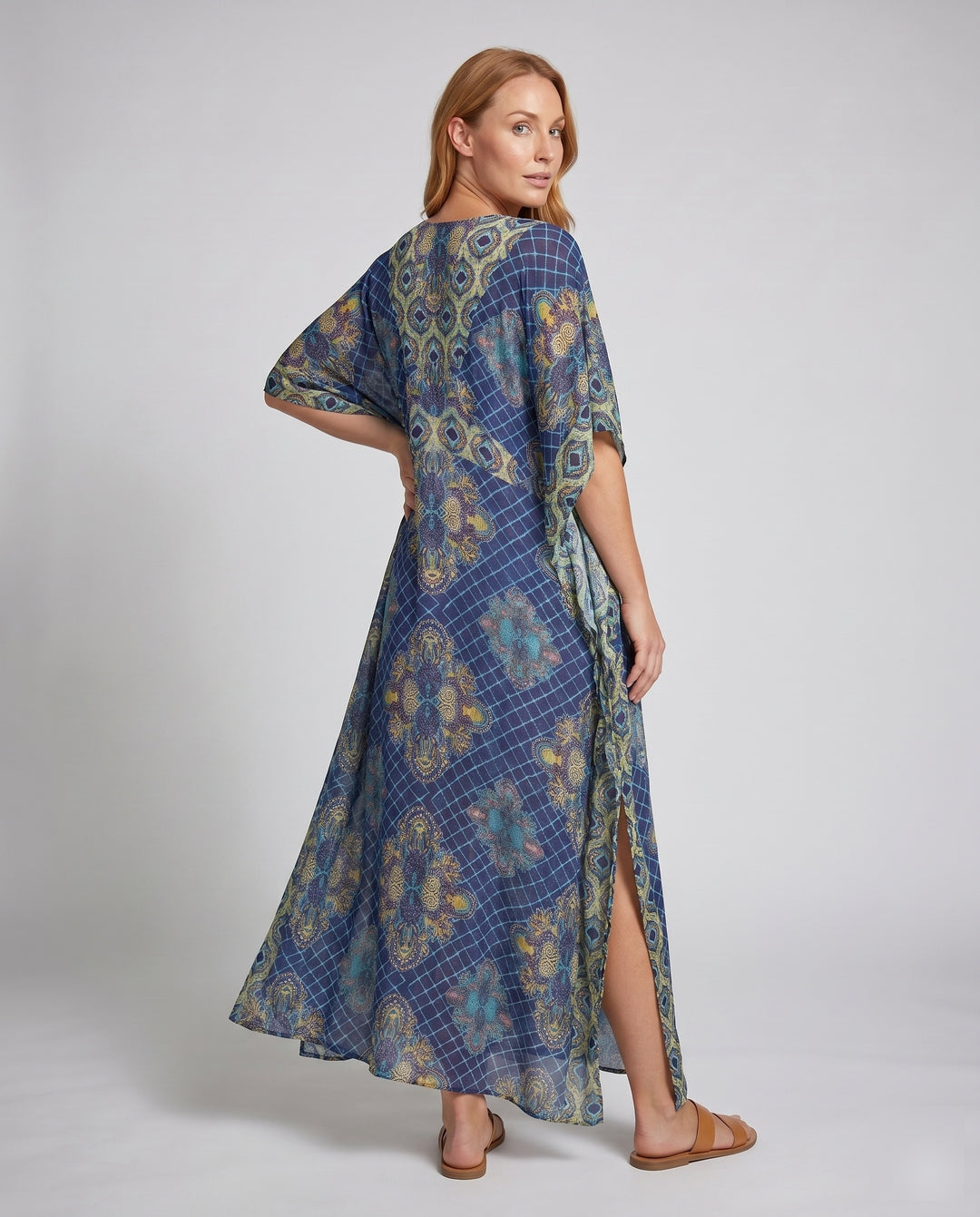 Product 15622882623818 - back_view