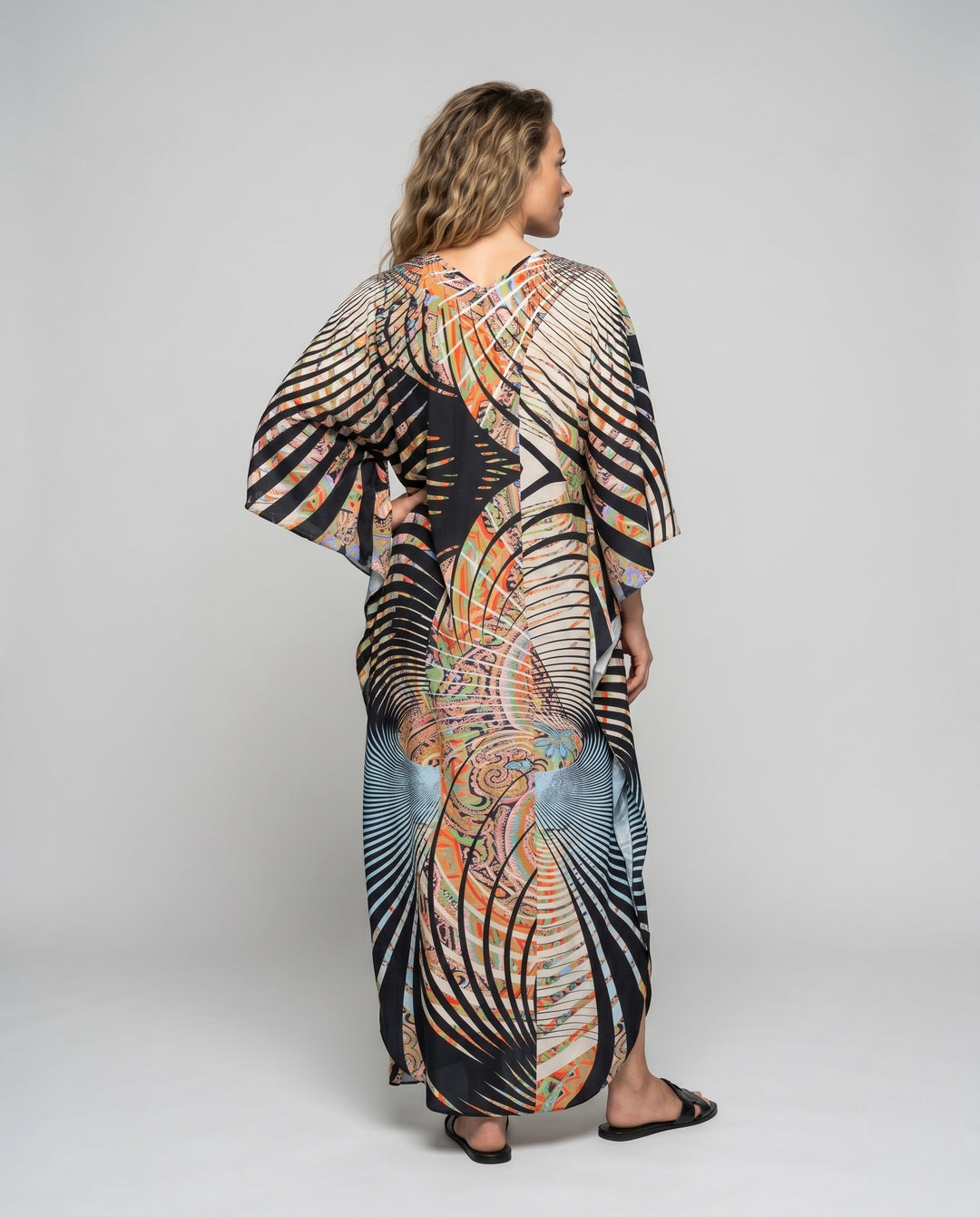 Product 15622887932234 - back_view