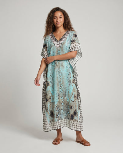 Damen Maxikleid im stilvollen Tiermotiv EB
