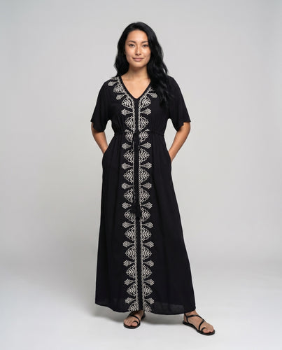 Damen Maxikleid mit aufwendiger Spitze und elegantem V-Ausschnitt EB