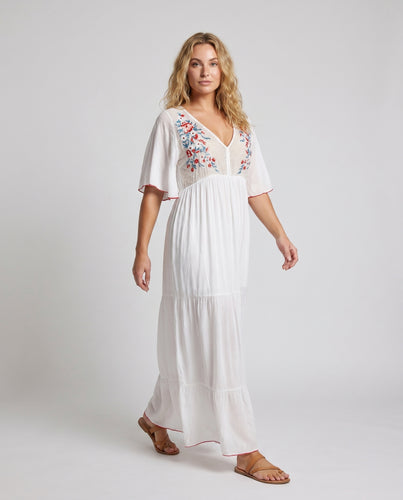 Damen Maxikleid mit floraler Stickerei und seitlichem Schlitz Heidi Mode