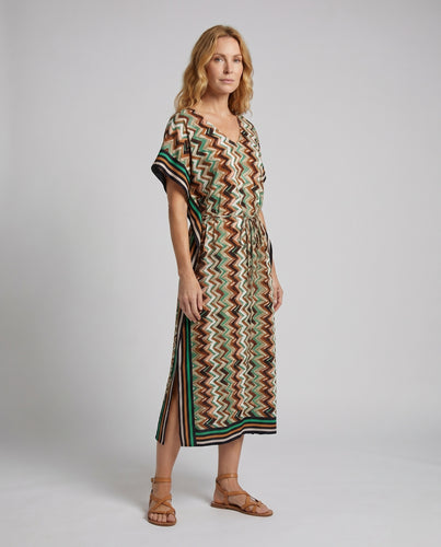 Damen Maxikleid mit künstlerischem Zigzag-Muster und Seitenschlitzen Heidi Mode