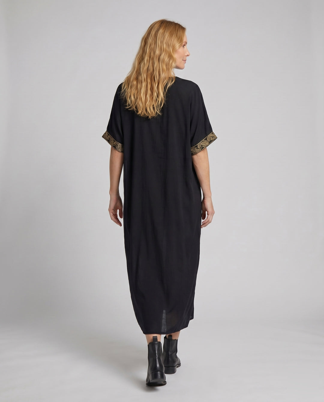 Product 15622896779594 - back_view