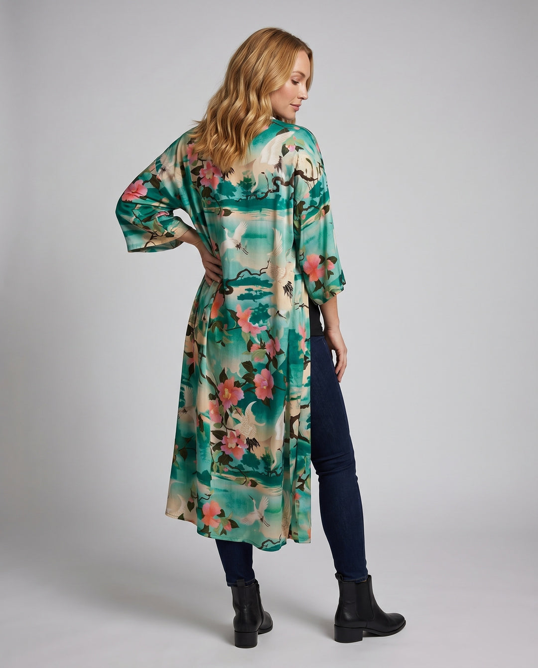 Product 15622898221386 - back_view