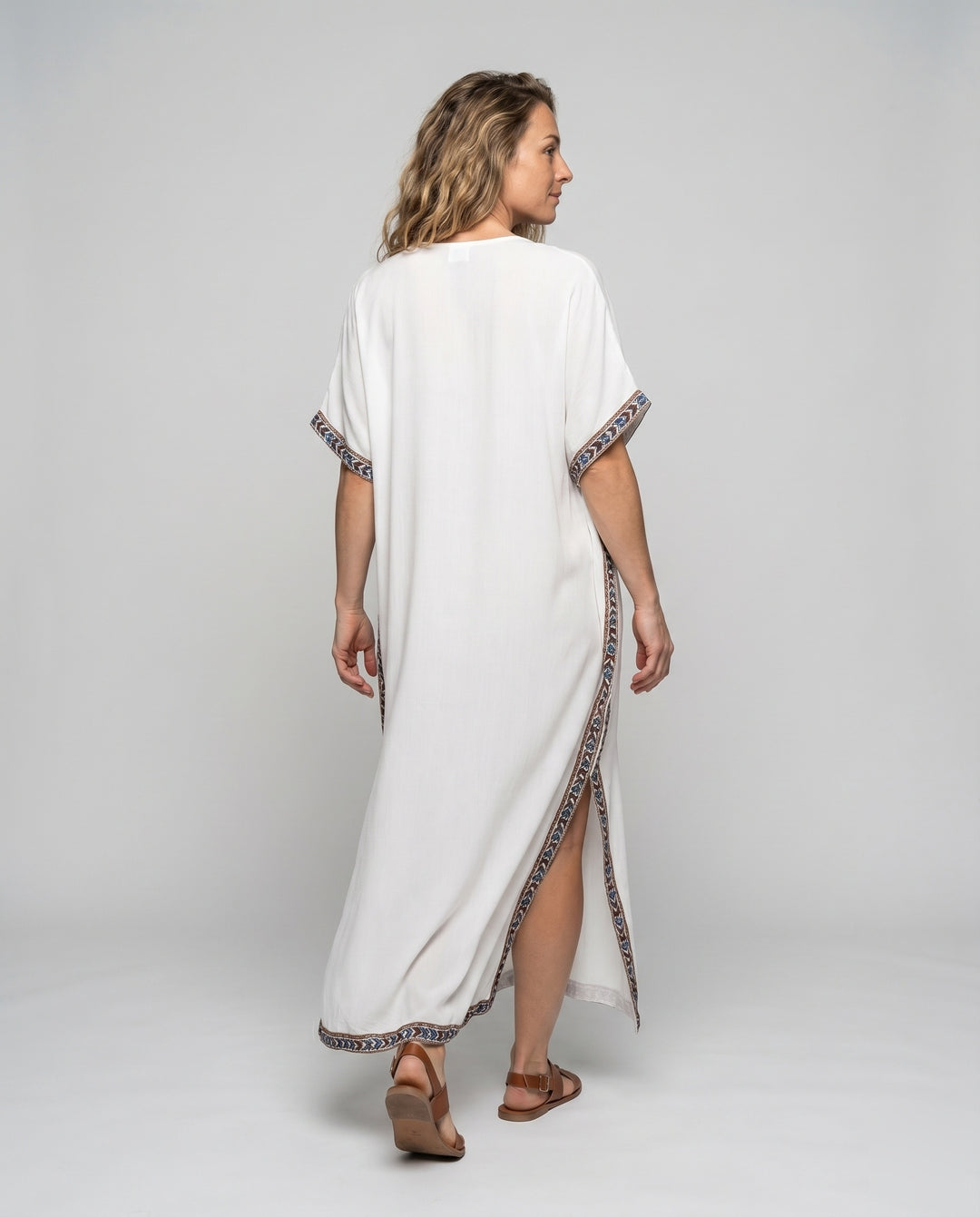Product 15622911787338 - back_view