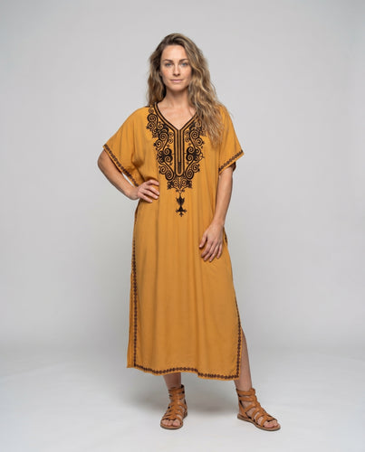 Damen Strandkleid mit kunstvoller Stickerei Heidi Mode