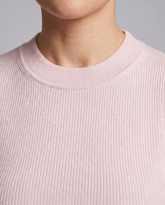 Product 15624507097418 - close_up_detail