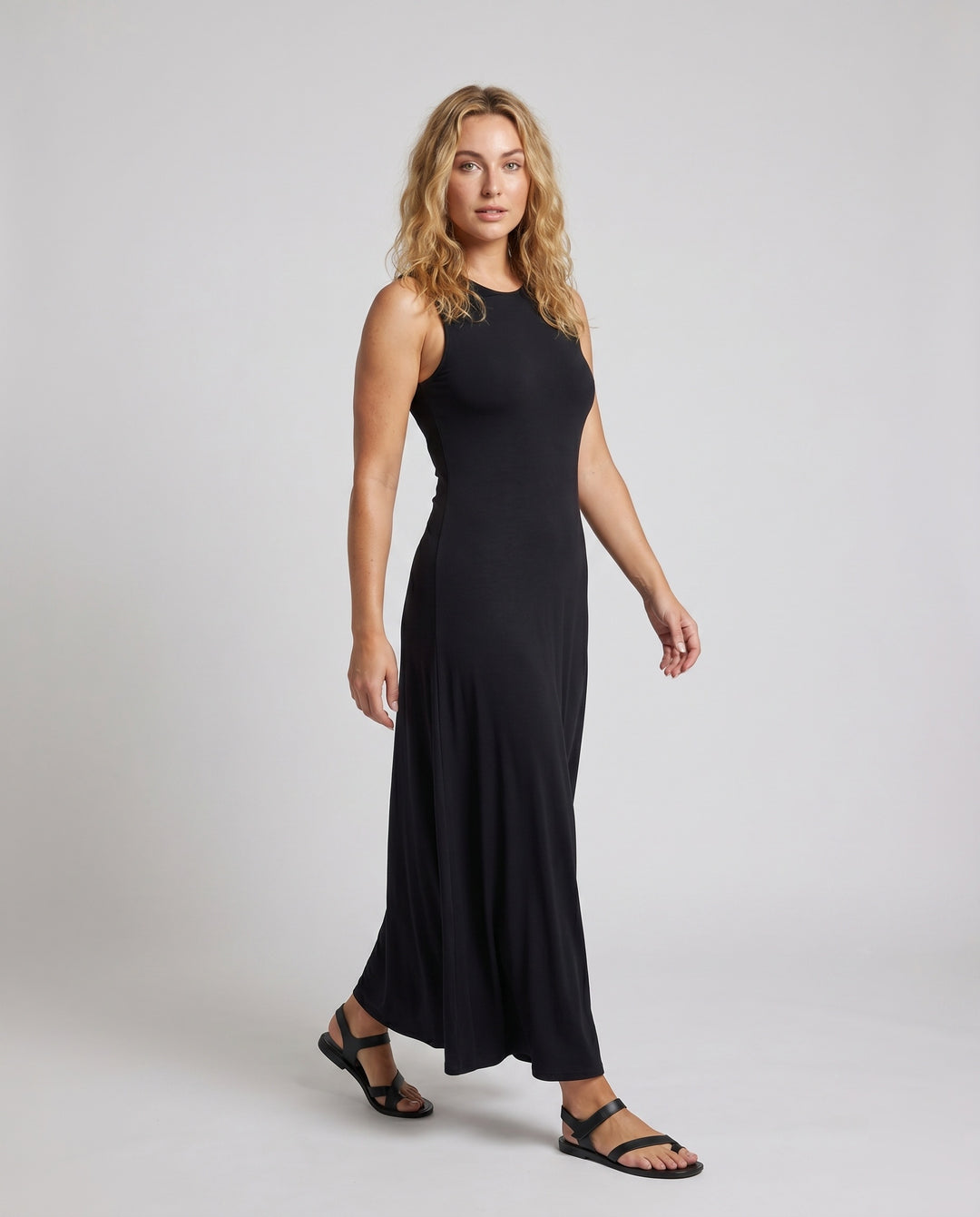Product 15624507720010 - full_body_front