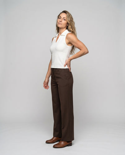 Damen nan ärmelloses Polocami aus feinem Modal-Jersey mit Kentkragen, V‑Notch und taillierenden Brustabnähern