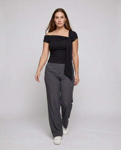 Damen nan asymmetrisches Wickel-Top mit Knotenapplikation und seitlichem Drapé-Schal