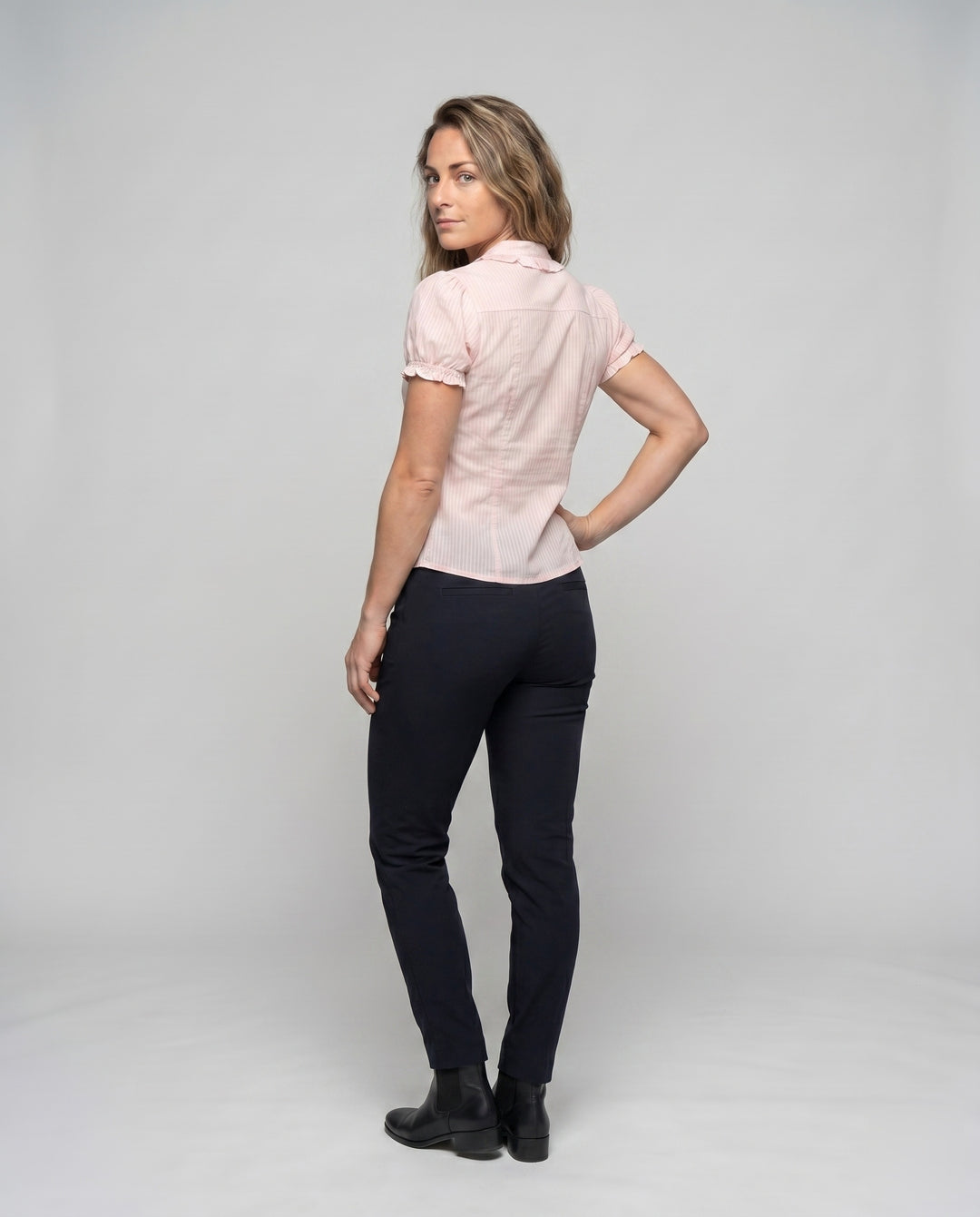 Product 15624512110922 - back_view