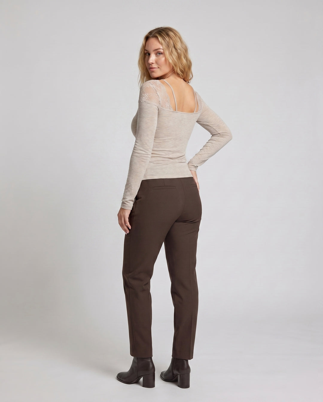 Product 15624524628298 - back_view