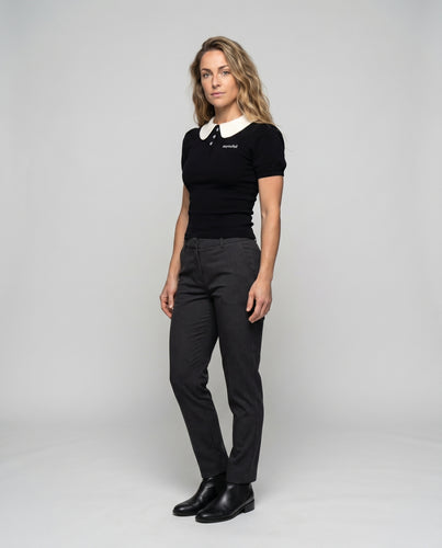 Damen nan figurnahes Kurzarm-Stricktop mit Peter-Pan-Kragen, Zierknopfleiste und Puffärmeln