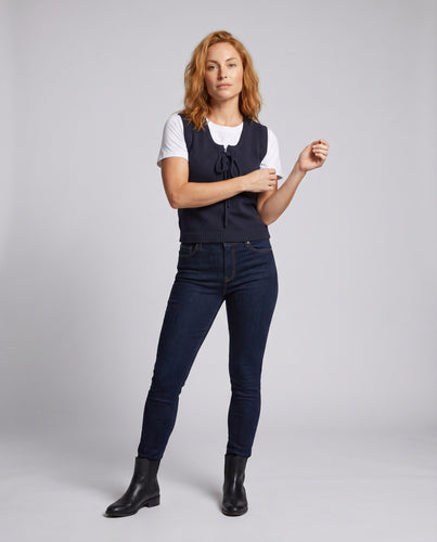 Damen nan gestrickte Pullunder-Weste mit Schnürfront, V-Ausschnitt und Rippenbund