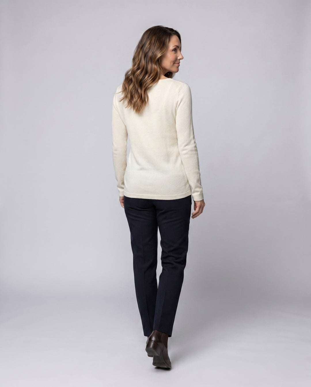 Product 15624542191946 - back_view