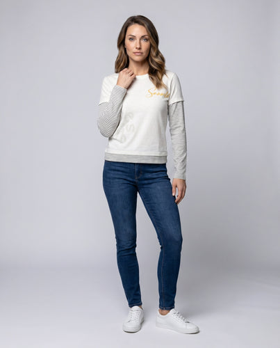 Damen nan legeres Langarmshirt im Lagenlook mit gestreiften Ärmeln und Schriftprint