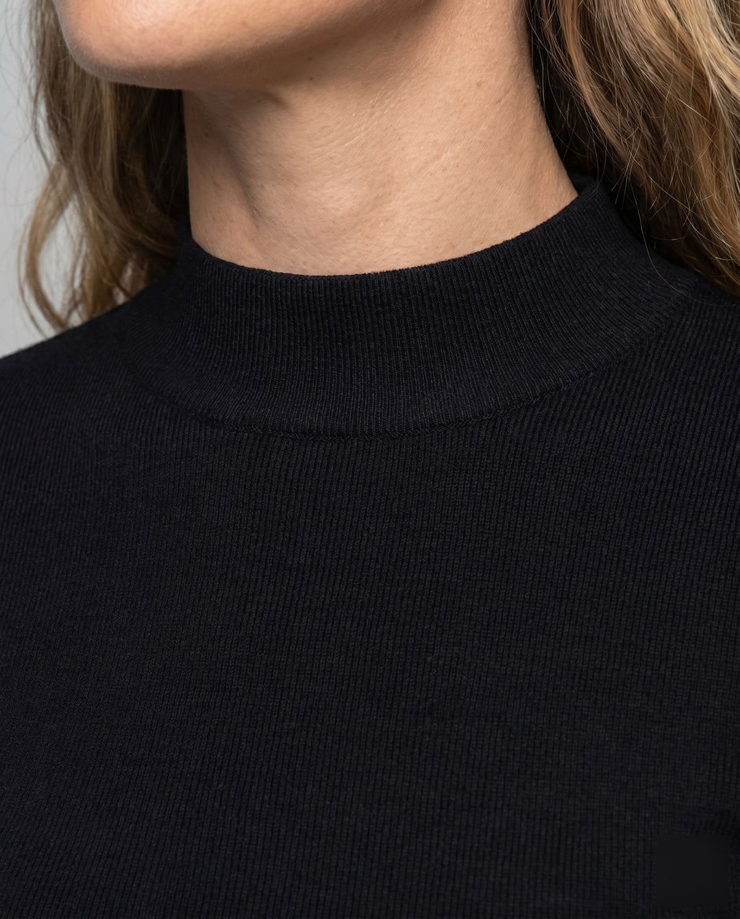 Product 15624546681162 - close_up_detail