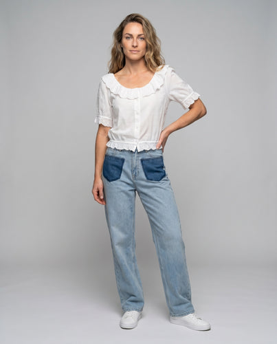 Damen nan romantische Lochstickerei-Bluse mit Rüschenkragen, Knopfverschluss und gerafftem Saum