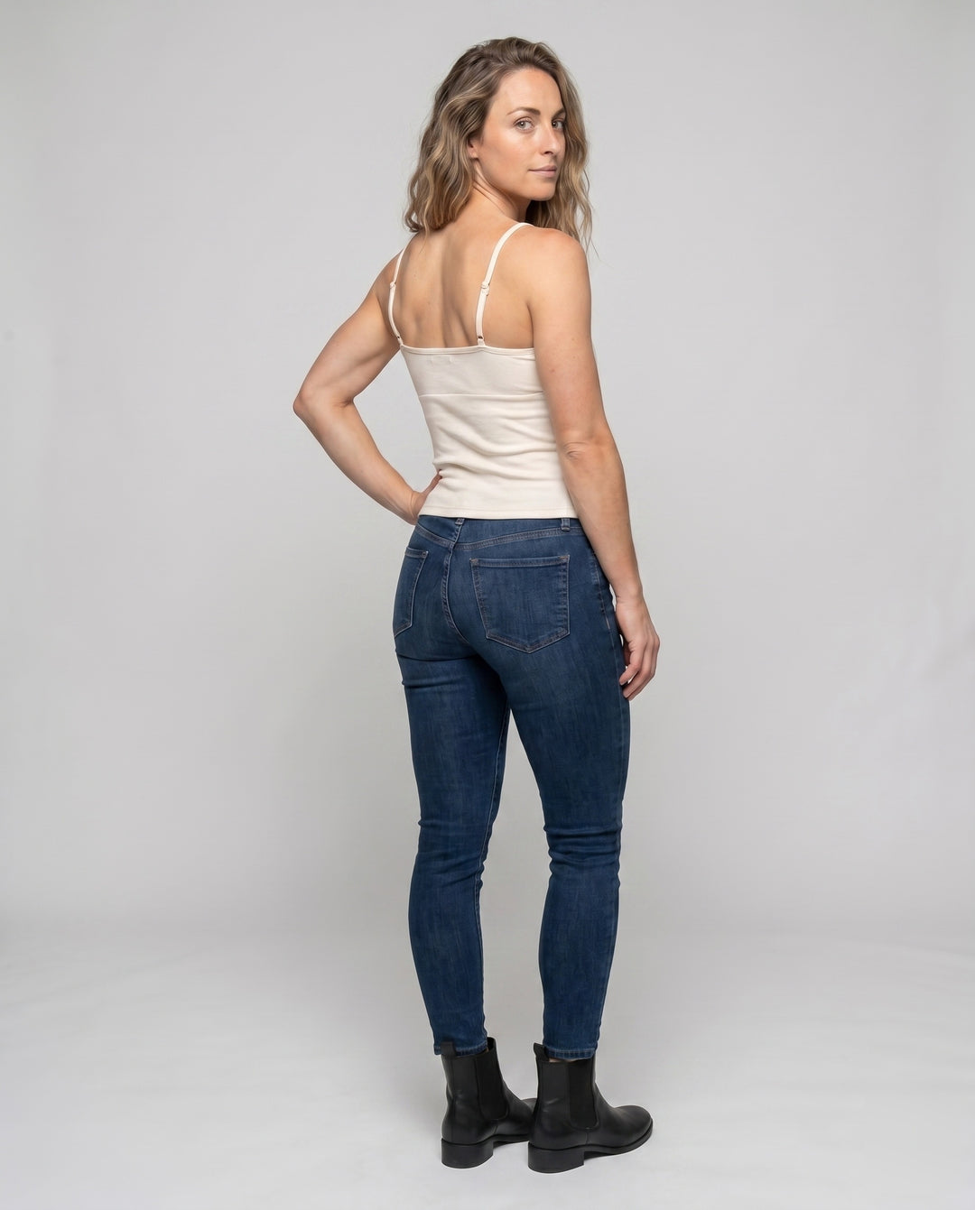 Product 15624557330762 - back_view