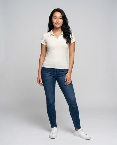 Damen nan sportlich-elegantes Collartop mit offenem V-Schlitz, Cap-Ärmeln und dezenter Seitenraffung