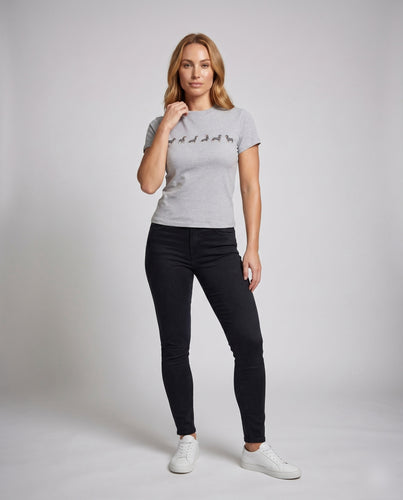 Damen nan tailliertes Baumwollshirt mit Dackel-Motivreihe und Rundhalsausschnitt