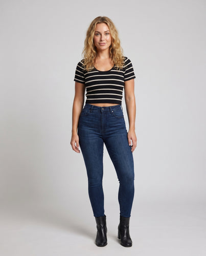 Damen nan tailliertes Kurzarm-Rippenstricktop mit U-Ausschnitt und horizontalem Streifenmuster