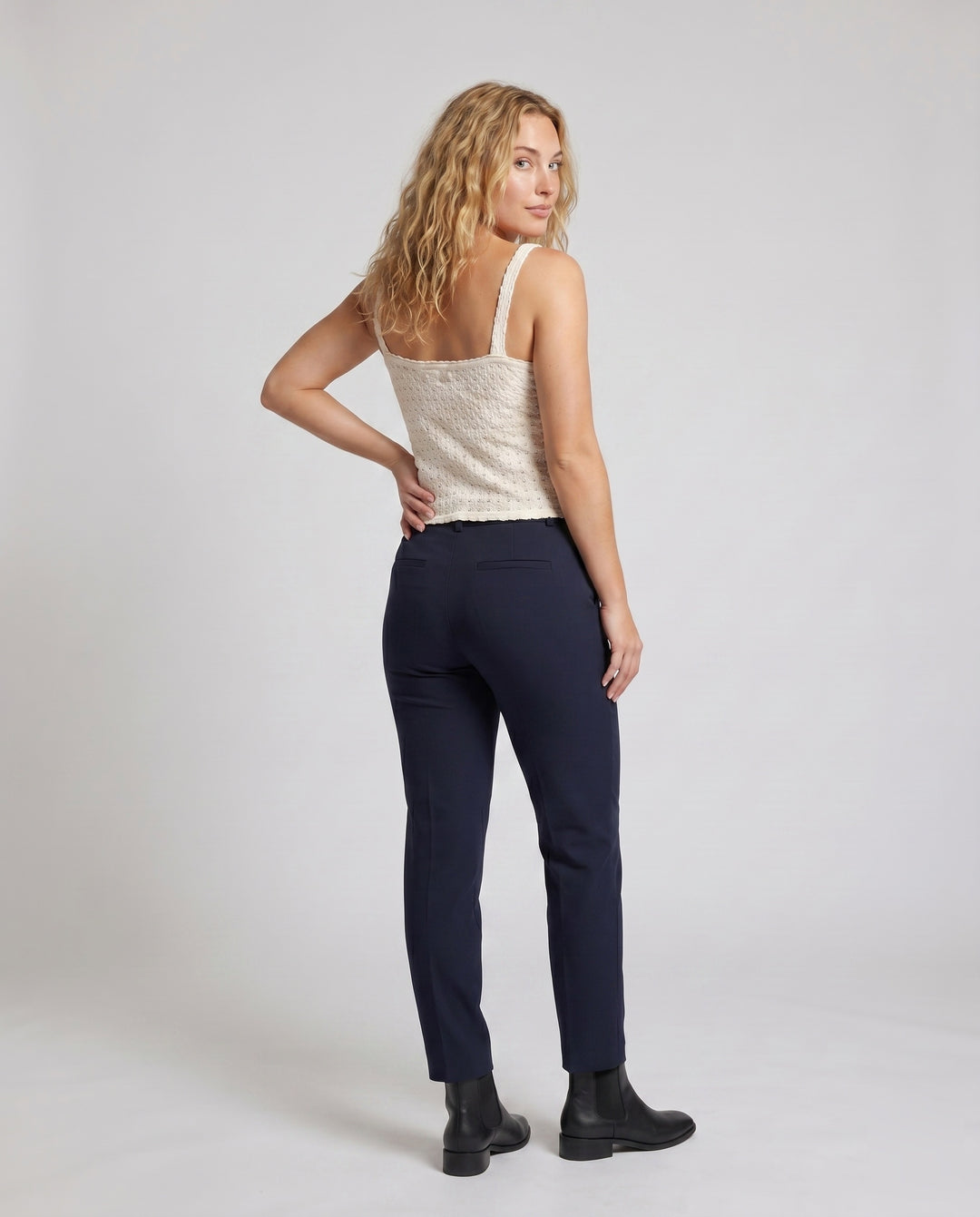 Product 15624575877450 - back_view
