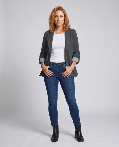 Damen eleganter Business-Blazer mit modischen Rollärmeln