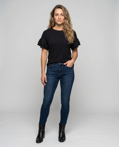 Damen T-Shirt mit Rüschenärmeln und Rundhalsausschnitt