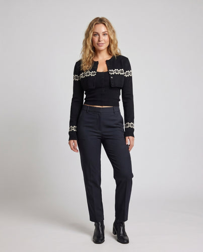 Damen Strickjacke mit modernen Zierdetails