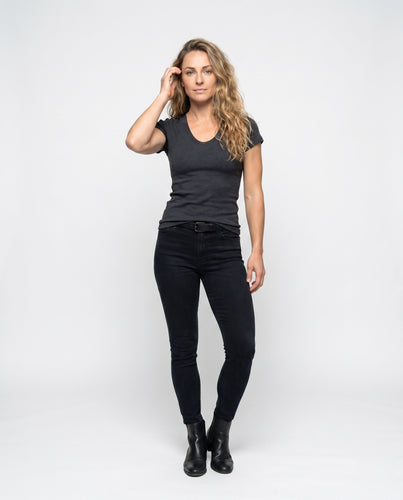 Damen T-Shirt mit tiefem U-Ausschnitt und komfortablem Schnitt