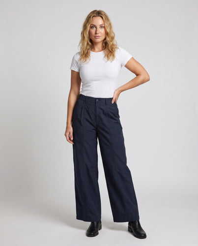 Damen weit geschnittene Cargohose mit stylischem Bund