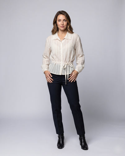 Damen leichte Bluse mit dekorativem Taillengürtel und Rüschendetails