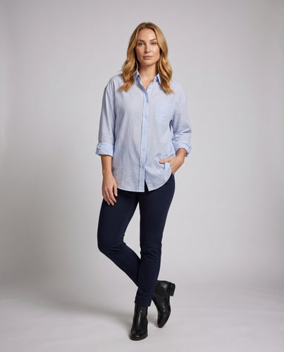Damen lockere gestreifte Bluse mit modischem Schnitt und Brusttasche