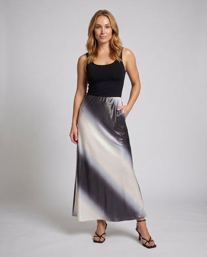 Damen Maxirock mit elegantem Farbverlauf und glänzender Oberfläche