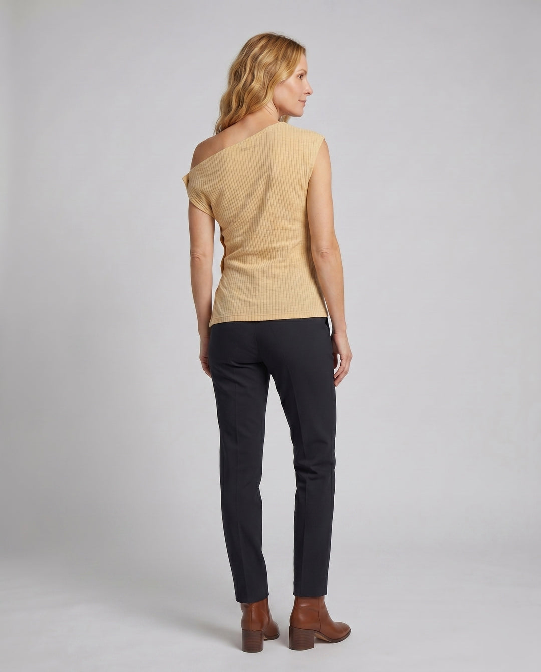 Product 15627219894602 - back_view